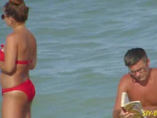 Marriageable Nudist Amateurs Beach Voyeur - MILF Close-Up Pussy